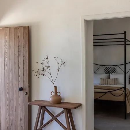 Bozonos - Beachfront Simplicity With Heated Pool *