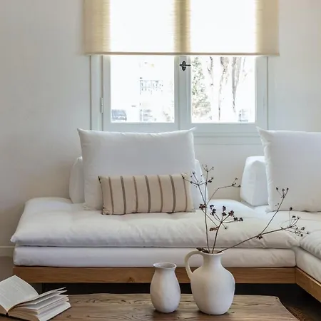 Villa Bozonos - Beachfront Simplicity With Heated Pool