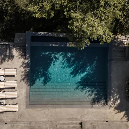 Bozonos - Beachfront Simplicity With Heated Pool