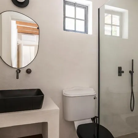 Bozonos - Beachfront Simplicity With Heated Pool Villa