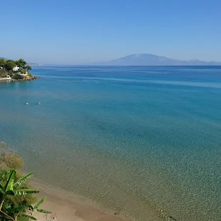 Вилла Bozonos - Beachfront Simplicity With Heated Pool Амуди
