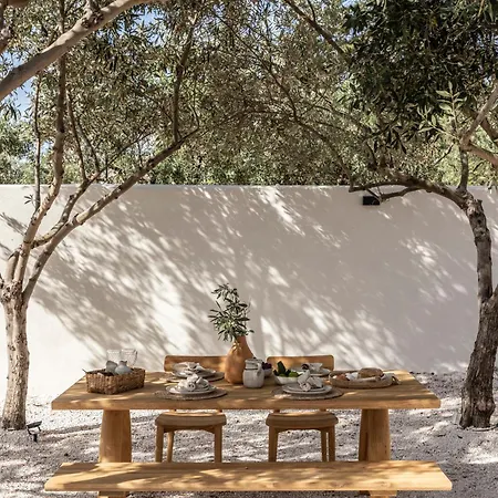 Вилла Bozonos - Beachfront Simplicity With Heated Pool *