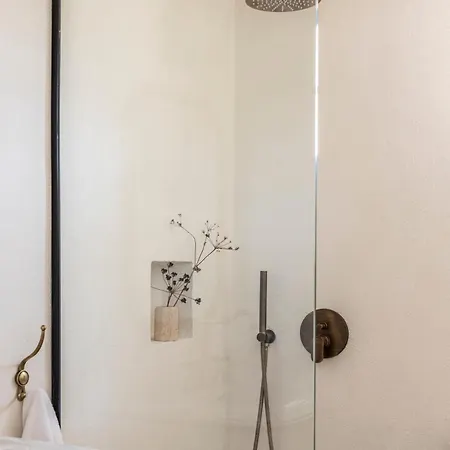 Вилла Bozonos - Beachfront Simplicity With Heated Pool