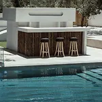 Bozonos - Beachfront Simplicity With Heated Pool Ammoudi