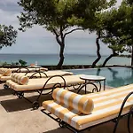 Bozonos - Beachfront Simplicity With Heated Pool